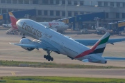 A6-EWC, Boeing 777-200LR, Emirates