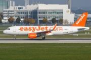 G-EZWP, Airbus A320-200, easyJet