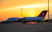 HB-IYW, British Aerospace Avro RJ100, Swiss International Air Lines