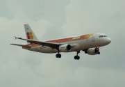 EC-HUL, Airbus A320-200, Iberia
