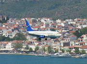 G-STRF, Boeing 737-700, Astraeus