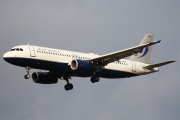 D-ANNF, Airbus A320-200, Blue Wings