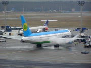 VP-BUE, Boeing 767-300ER, Uzbekistan Airways