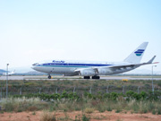 RA-96017, Ilyushin Il-96-300, KrasAir