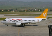 TC-AAG, Boeing 737-500, Pegasus Airlines