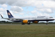 TF-FIU, Boeing 757-200, Icelandair